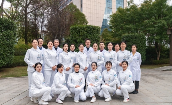 甲状腺乳腺外科